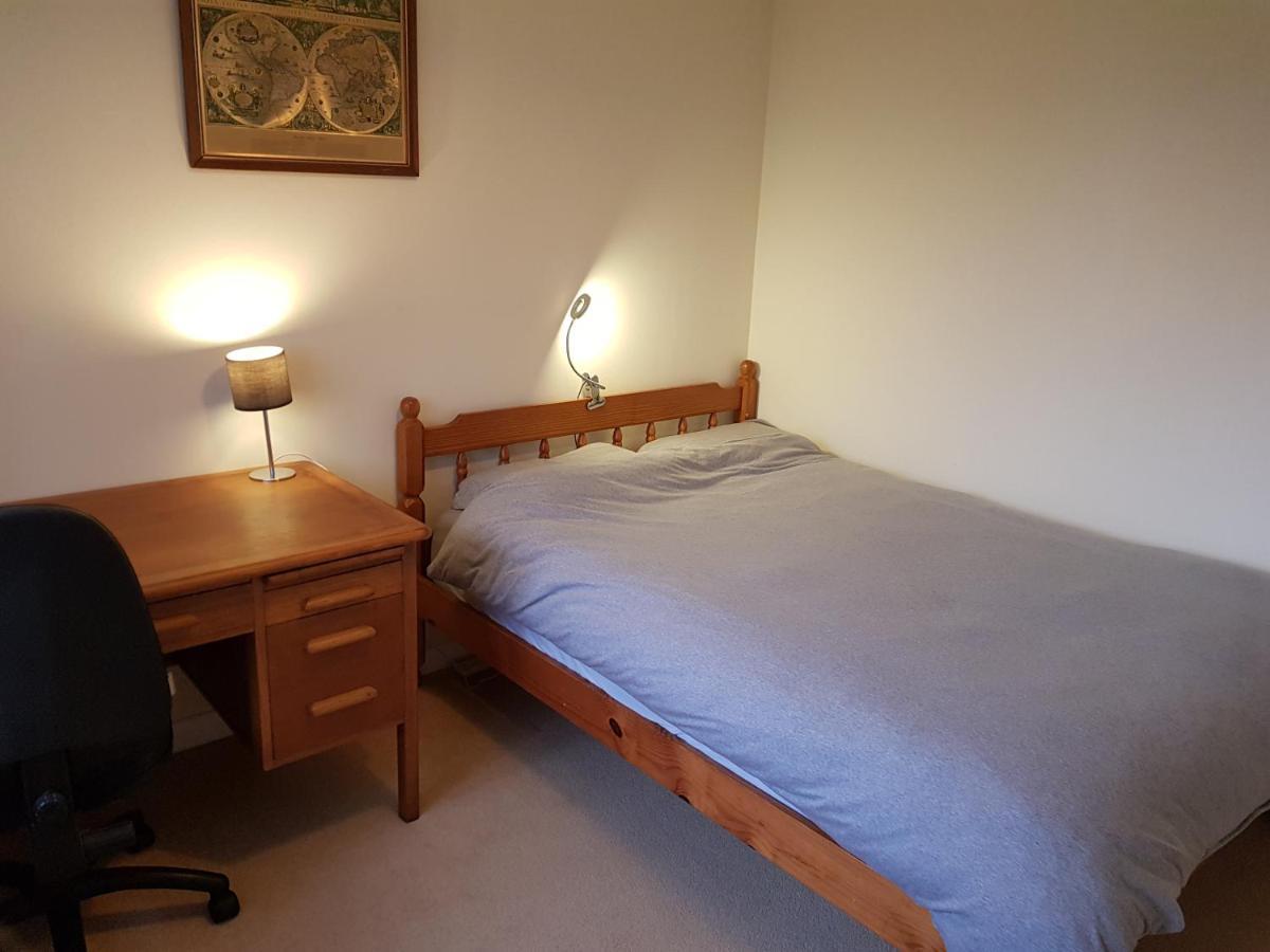 Private Room In Canterbury Buitenkant foto